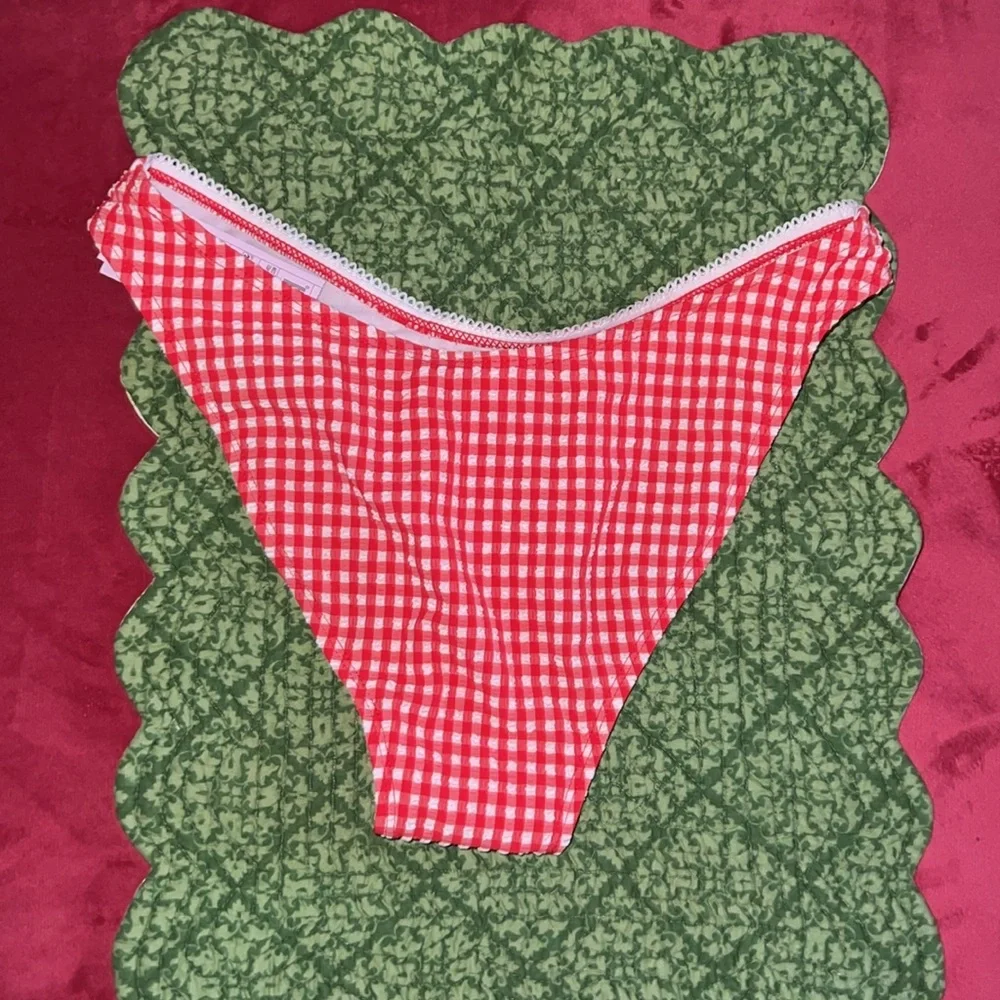 Women's Textured Low-Rise High Leg Cheeky Bikini Bottom - Wild Fable - XL.  NWT